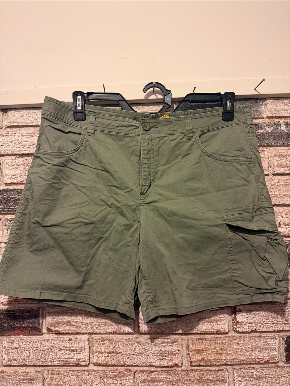 Cabela's Women's Olive Green Cargo Shorts
